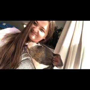 Meet your Posher, Jade